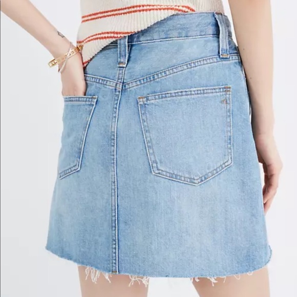 Madewell Rigid Denim A-Line Mini in Lovell - Picture 2 of 7